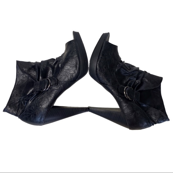 Qupid Black Open Toe Slouchy Ankle Boot - Picture 9 of 12